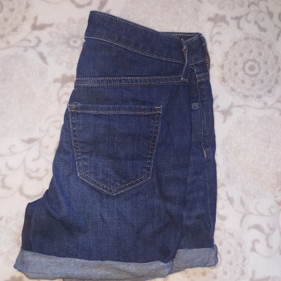 SHORTS - Picture 2 of 2